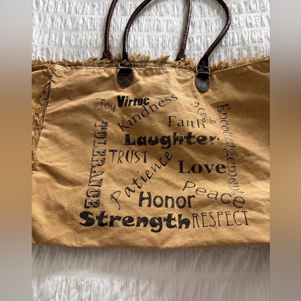 Vintage Addiction Recycled Canvas and Leather Tote Bag with Inspirational Text - Picture 4 of 7